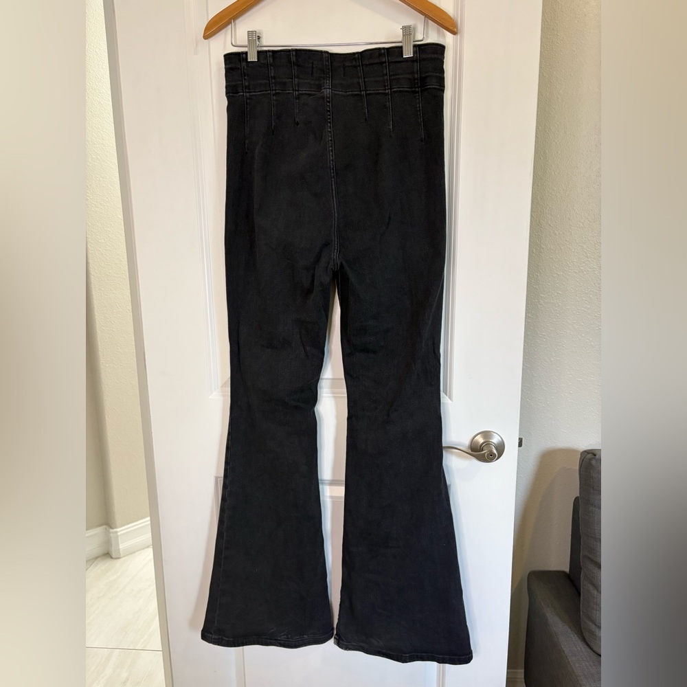 Free People We The Free Jayde Flare Jeans High-Waisted Black Size 31 - Picture 8 of 13
